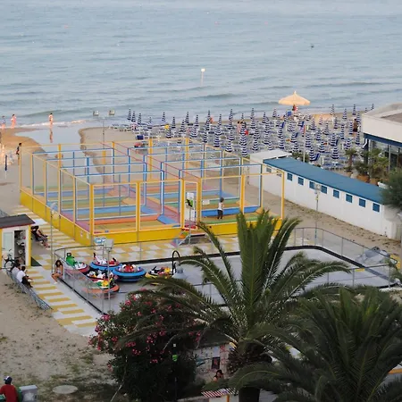 Boston Hotel Alba Adriatica