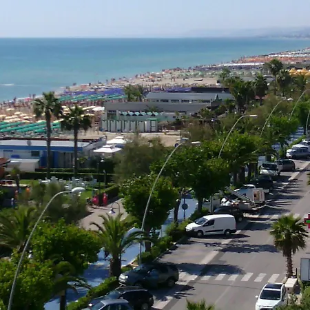 Otel Boston Alba Adriatica