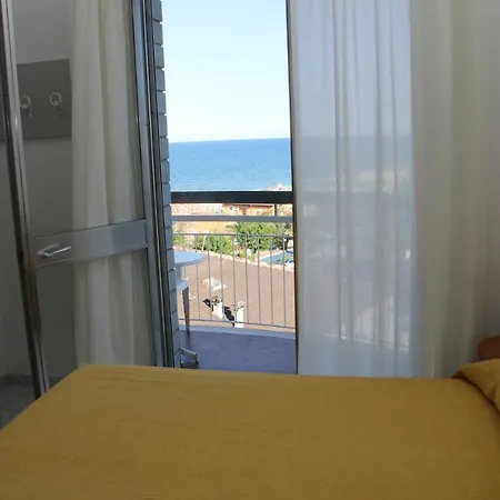 Boston Hotel Alba Adriatica