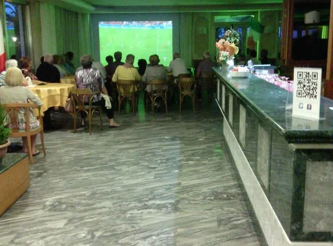 酒店 Boston 阿尔巴·阿德里亚蒂卡