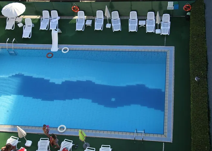 酒店 Boston 阿尔巴·阿德里亚蒂卡