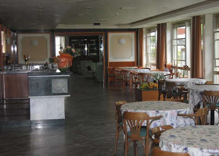 Boston 阿尔巴·阿德里亚蒂卡